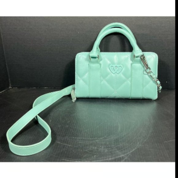 Betsey Johnson Handbags - Betsy Johnson Quilted Cross-Body Wallet Purse -NWT- XO Layla- Mint